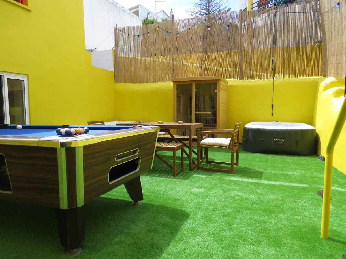 The Macarena Beach Hostel Lagos Esterno foto