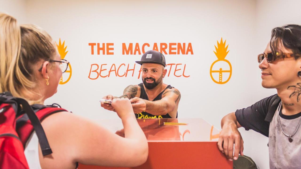 The Macarena Beach Hostel Lagos Esterno foto